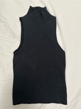 Women’s Black Ribbed Sleeveless Turtleneck Sweater - Reformation XS